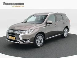 Bruin Gebruikt 2019 Mitsubishi Outlander P-HEV Edition SUV | € 22.850 (Eerlijke prijs)