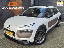 Wit Gebruikt 2017 Citroën C4 PureTech SUV | € 9.450 (Eerlijke prijs)
