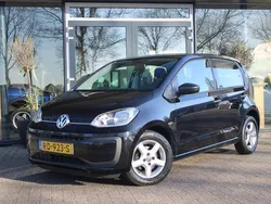Zwart Gebruikt 2017 VW up! take up! Hatchback | € 7.950 (Eerlijke prijs)
