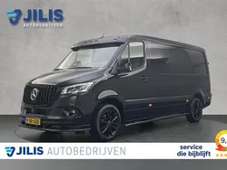 Zwart Nieuw 2024 Mercedes Sprinter AMG Van | € 57.850