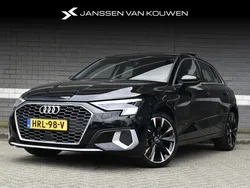 Zwart Gebruikt 2023 Audi A3 Sportback e-tron Advanced Sedan | € 35.885