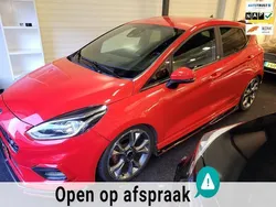 Rood Gebruikt 2018 Ford Fiesta ST-Line Hatchback | € 10.750 (Goede deal)