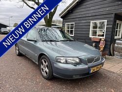 Groen Gebruikt 2002 Volvo V70 Comfort Stationwagen | € 500 (Super prijs)