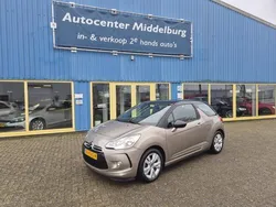 Beige Gebruikt 2010 Citroën DS3 Chic Hatchback | € 3.750 (Eerlijke prijs)