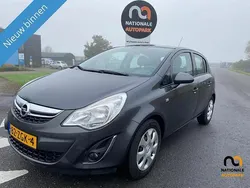 Grijs Gebruikt 2012 Opel Corsa Edition MPV | € 2.250 (Super prijs)