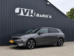 Grijs Gebruikt 2023 Opel Astra Elegance Hatchback | € 20.850 (Super prijs)