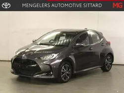 Grijs Gebruikt 2020 Toyota Yaris Hybrid Hatchback | € 20.440 (Eerlijke prijs)