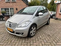 Grijs Gebruikt 2010 Mercedes A160 Avantgarde MPV | € 4.980 (Eerlijke prijs)