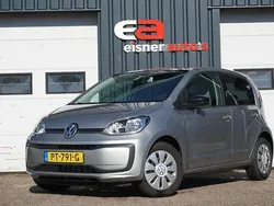 Grijs, metallic lak Gebruikt 2017 VW up! move up! Hatchback | € 5.949 (Goede deal)