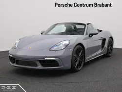 Arctic grijs Gebruikt 2023 Porsche 718 Boxster Cabriolet | € 124.750