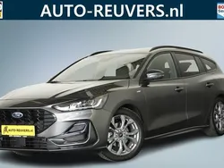Grijs Gebruikt 2024 Ford Focus ST-Line Stationwagen | € 27.900 (Goede deal)