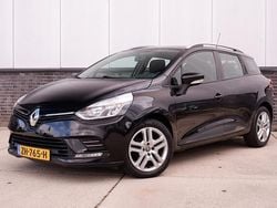 Zwart Gebruikt 2018 Renault Clio GrandTour LIMITED Stationwagen | € 8.900 (Goede deal)
