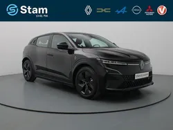 Zwart metallic Nieuw 2025 Renault Mégane Evolution Hatchback | € 34.990 (Eerlijke prijs)