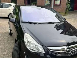 Zwart Gebruikt 2011 Opel Corsa Cosmo MPV | € 3.000 (Eerlijke prijs)