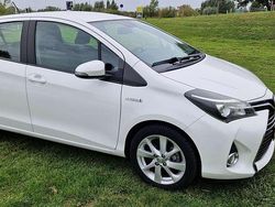 Wit Gebruikt 2014 Toyota Yaris MPV | € 9.950 (Goede deal)