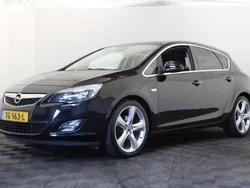 Zwart Gebruikt 2010 Opel Astra Sport Hatchback | € 4.350 (Eerlijke prijs)