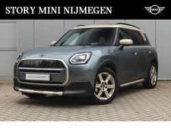 Groen Gebruikt 2024 Mini Countryman Favoured SUV | € 43.950 (Iets duurder)