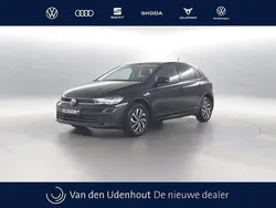 Zwart Gebruikt 2024 VW Polo Edition Hatchback | € 25.350 (Eerlijke prijs)