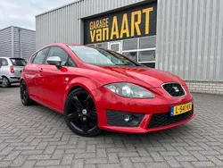 Rood, metallic lak Gebruikt 2012 Seat Leon FR Hatchback | € 7.450 (Goede deal)