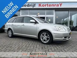 Grijs Gebruikt 2003 Toyota Avensis Luna Stationwagen | € 1.950 (Goede deal)