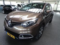 Bruin Gebruikt 2014 Renault Captur Expression SUV | € 9.450 (Eerlijke prijs)