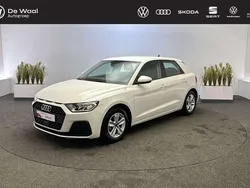 Wit Gebruikt 2023 Audi A1 Sportback Proline Hatchback | € 22.795 (Eerlijke prijs)
