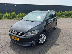 Zwart Gebruikt 2015 VW Touran Highline MPV | € 8.995