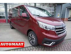 Rood Nieuw 2024 Renault Trafic Van | € 39.950 (Duur)