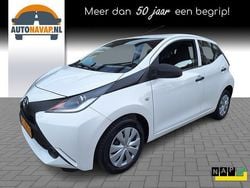 Wit Gebruikt 2018 Toyota Aygo Hatchback | € 7.995 (Goede deal)
