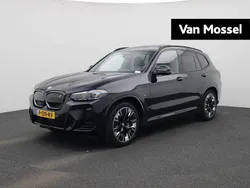 Zwart Gebruikt 2022 BMW iX3 Executive SUV | € 42.645 (Eerlijke prijs)