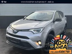 Grijs Gebruikt 2018 Toyota RAV4 Hybrid Edition SUV | € 25.900 (Goede deal)