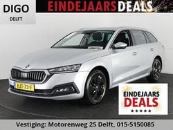 Grijs Gebruikt 2024 Skoda Octavia Business Line Stationwagen | € 25.900 (Eerlijke prijs)