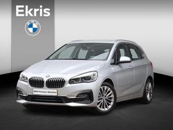 Grijs (metallic) Gebruikt 2021 BMW 218 Executive Stationwagen | € 24.900 (Eerlijke prijs)