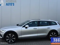 Grijs Gebruikt 2019 Volvo V60 CC Stationwagen | € 23.975 (Duur)