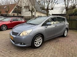 Blauw Gebruikt 2011 Toyota Verso Business Edition MPV | € 7.990 (Goede deal)