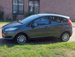Grijs Gebruikt 2016 Ford Fiesta Style Hatchback | € 5.200 (Super prijs)