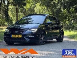 Zwart Gebruikt 2017 Cupra Leon Hatchback | € 21.995 (Eerlijke prijs)