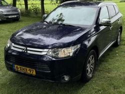 Blauw Gebruikt 2014 Mitsubishi Outlander Edition SUV | € 11.500 (Goede deal)