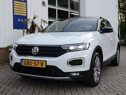Wit Gebruikt 2018 VW T-Roc SUV | € 23.950 (Eerlijke prijs)