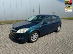 Groen Gebruikt 2007 Opel Astra Executive Hatchback | € 1.995 (Eerlijke prijs)