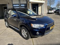 Blauw Gebruikt 2012 Mitsubishi Outlander Edition SUV | € 6.750 (Super prijs)