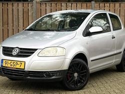 Grijs Gebruikt 2008 VW Fox Trendline Hatchback | € 1.199 (Eerlijke prijs)