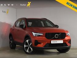 Rood Gebruikt 2025 Volvo XC40 Plus SUV | € 45.840 (Eerlijke prijs)