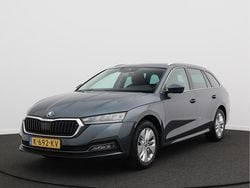 Grijs Gebruikt 2021 Skoda Octavia Business Line Stationwagen | € 17.450 (Eerlijke prijs)