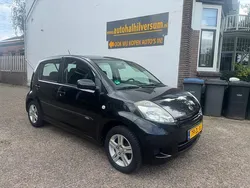 Zwart Gebruikt 2008 Daihatsu Sirion Hatchback | € 1.999 (Eerlijke prijs)