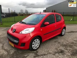 Rood Gebruikt 2011 Peugeot 107 Hatchback | € 2.299 (Goede deal)