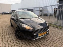 Zwart Gebruikt 2014 Ford Fiesta Titanium Hatchback | € 3.495 (Eerlijke prijs)