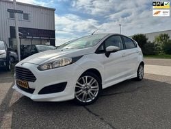 Wit Gebruikt 2014 Ford Fiesta Hatchback | € 5.950 (Eerlijke prijs)
