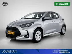 Zilver Gebruikt 2024 Toyota Yaris Active Hatchback | € 23.445 (Eerlijke prijs)