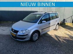 Grijs Gebruikt 2007 VW Touran MPV | € 3.999 (Iets duurder)